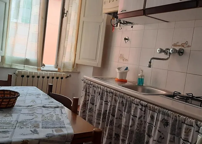 La Serra, Tipica Terratetto Ligure Affacciata Sul Golfo Dei Poeti Apartmán Lerici